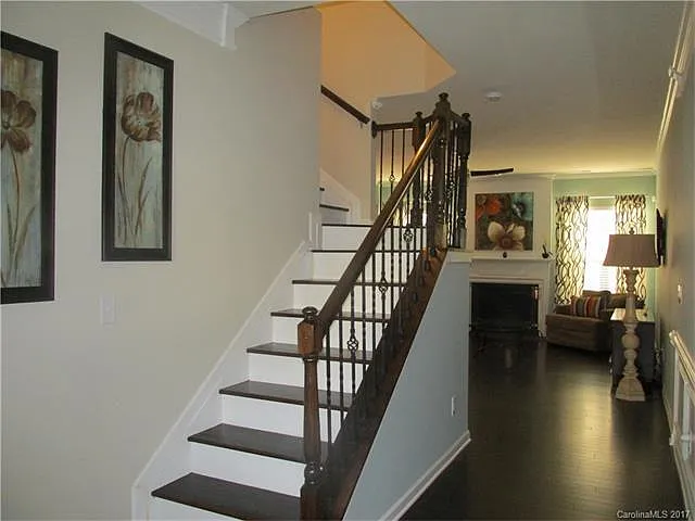 15634 Canmore St — Photo 11