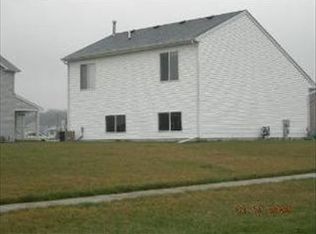 6003 Bluegrass Trl, McHenry, IL