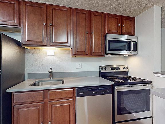 5th image of 1010 N Emerson St APT 104