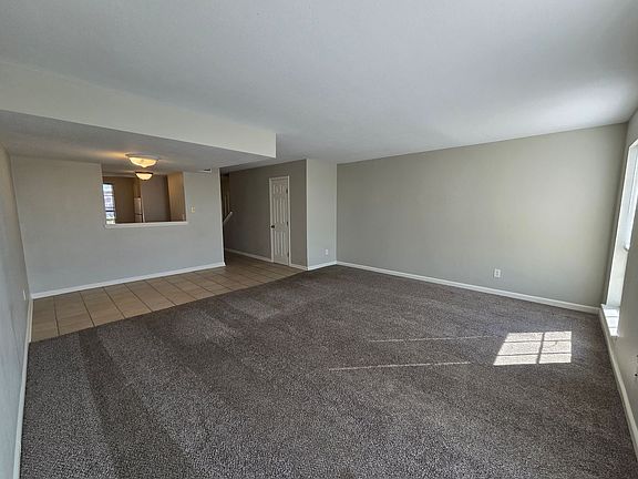 4th image of 217 Church St #208