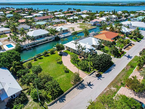 20864 4th Ave W Cudjoe Key FL 33042 MLS 602895 Zillow   33853b4df4471bd7f3ba005d935a4e89 Cc Ft 576 