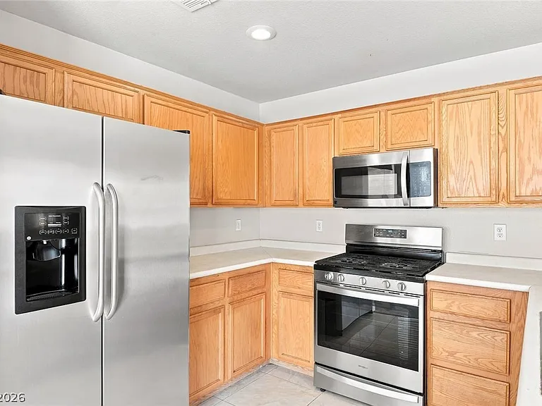 1915 Sundown Canyon Dr — Photo 10