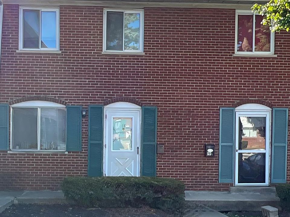 1st image of 1559 Meredith Dr #18