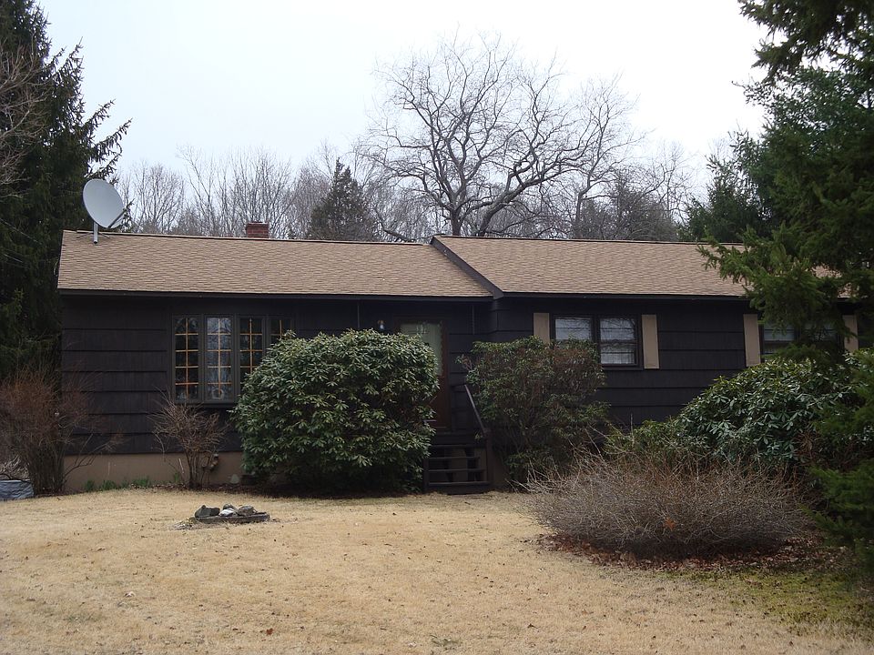 2nd image of 9 Evergreen Rd