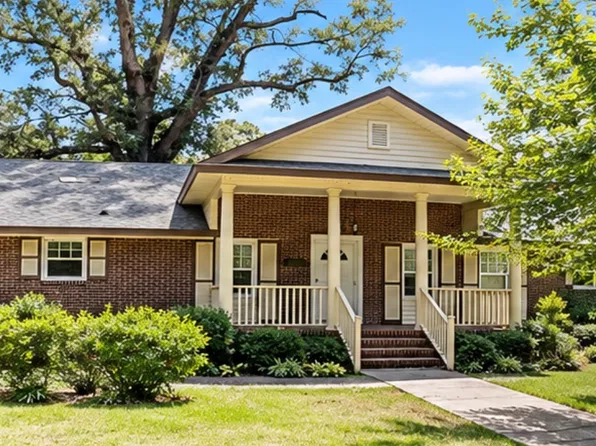 402 Park St, Timmonsville, SC 29161