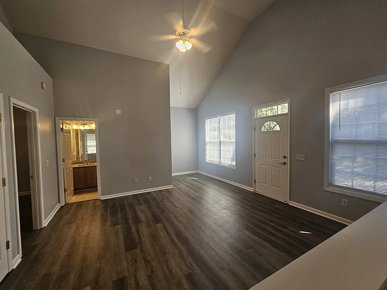 3480 Continental Dr — Photo 7
