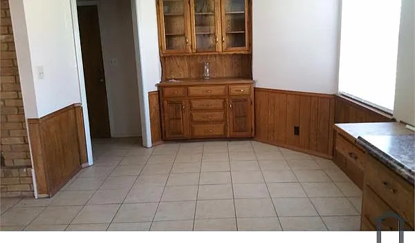 803 New England Ct — Photo 3