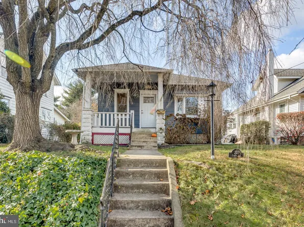 227 Center Ave, Delanco, NJ 08075