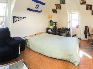 24 Middle Neck Rd APT 6, Great Neck, NY 11021