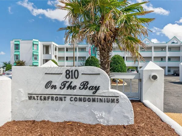 810 E Ocean View Ave APT 201, Norfolk, VA 23503