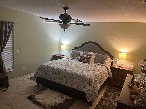 3rd image of 860 Royal Palm Beach Boulevard