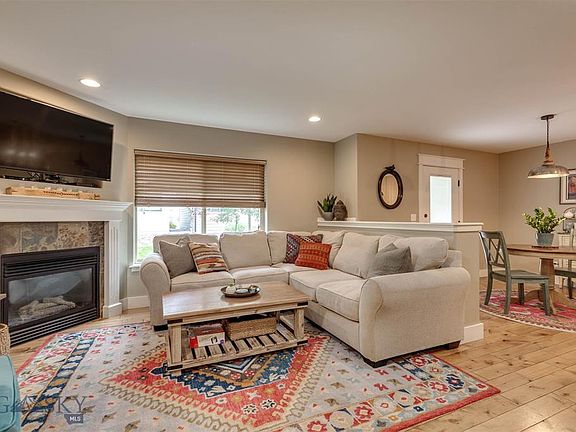 3rd image of 3246 Warbler Way Unit 2