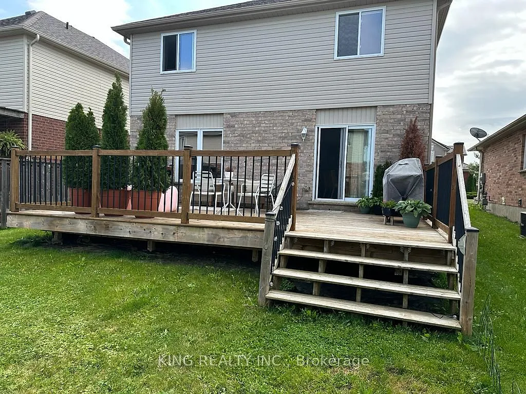 3 bed, $2,950 — Photo 4