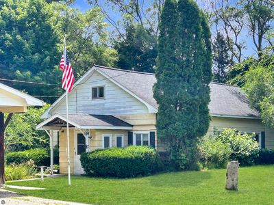 1198 Carlisle Rd, Traverse City, MI, 49696