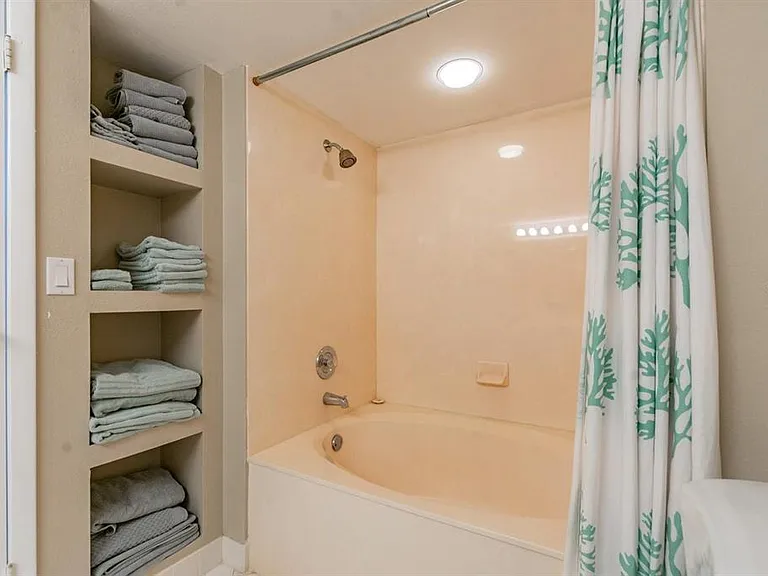 6081 Bahia Del Mar Cir #349 — Photo 14