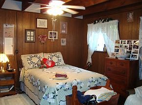 5th image of 10909 Sharon Dr
