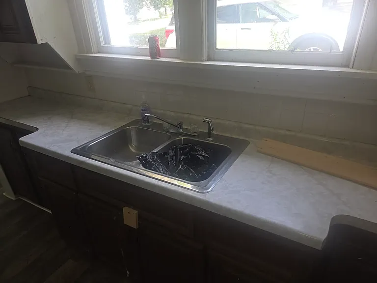 203 N Green St — Photo 9