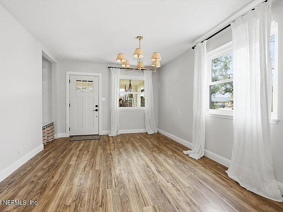 4th image of 1203 16TH Avenue N