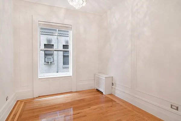 Rented by WAM Partners - William Moses Co. | media 29