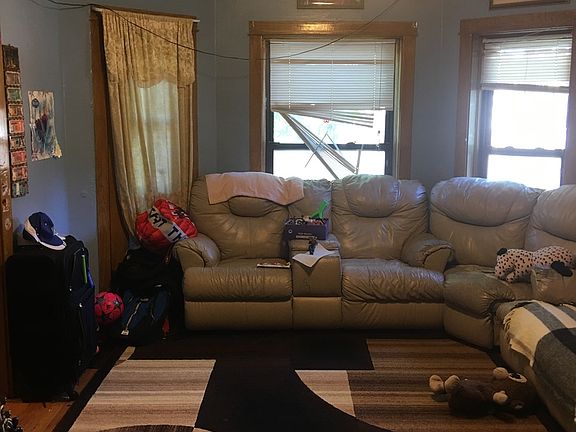 3rd image of 4738 N Kedvale Ave