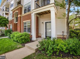 11325 Aristotle Dr #5-101, Fairfax, VA 22030
