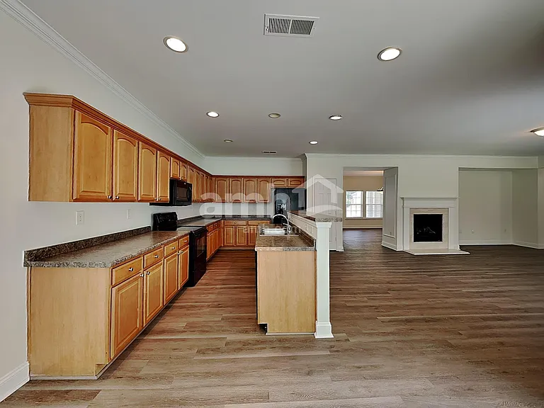 6134 Brightstar Valley Rd — Photo 3