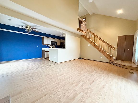 4th image of 1216 N Knollwood Dr