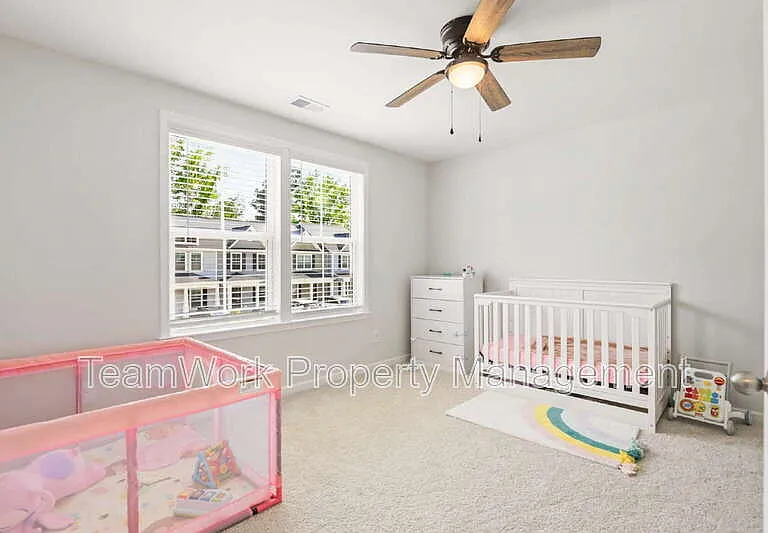 506 Green Fern Dr — Photo 21