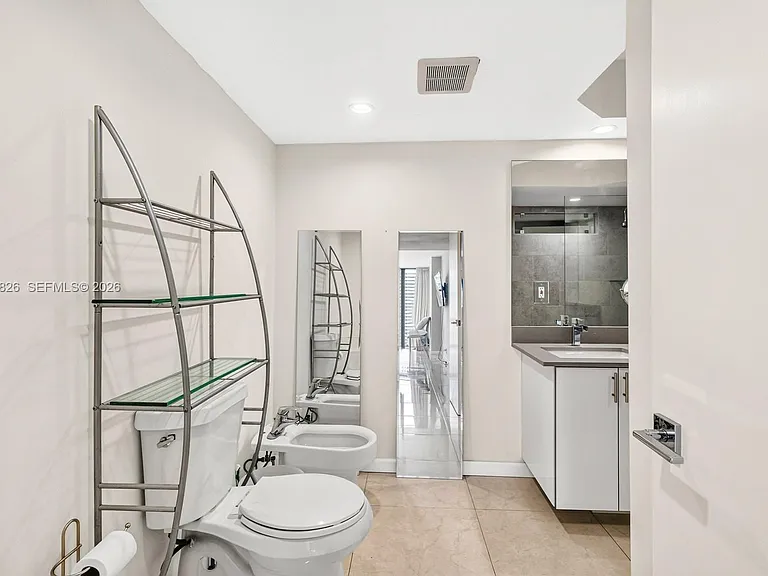 1901 Brickell Ave #B1109 — Photo 17