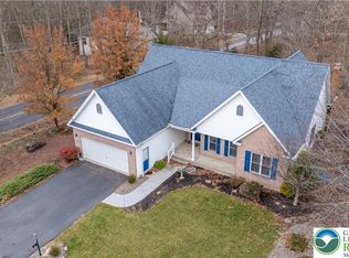 1 Pinewood Cir, Hazleton, PA 18202