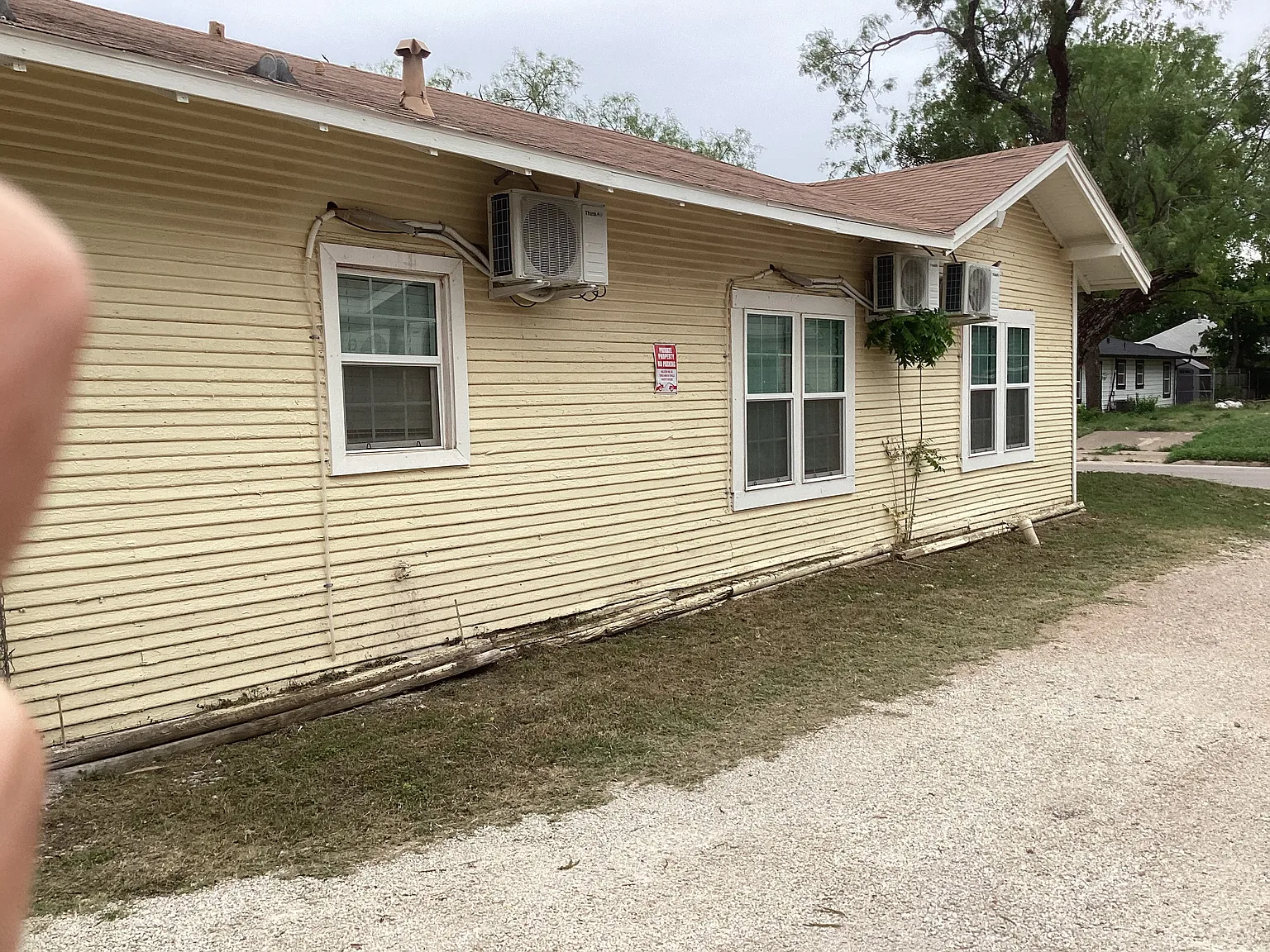 1 bed, 700 sqft, $1,100 — Photo 4