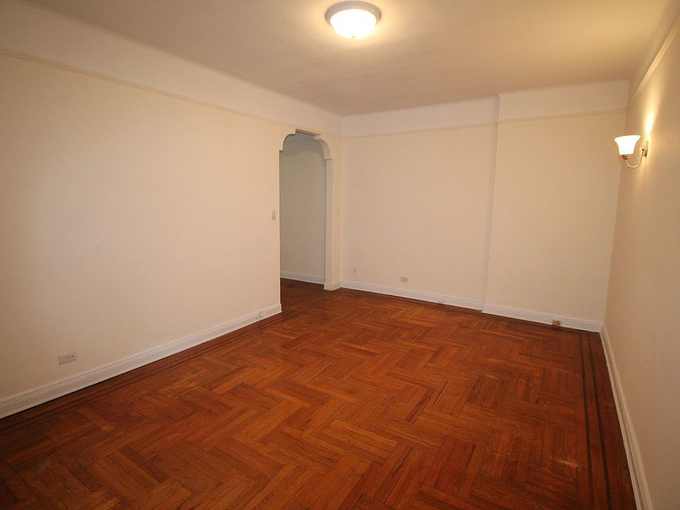 1st image of 417 40th St APT B11
