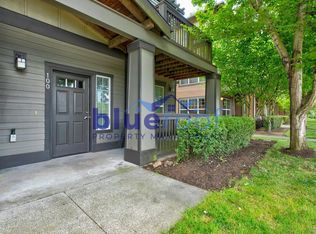 22806 SW Forest Creek Dr UNIT 100, Sherwood, OR