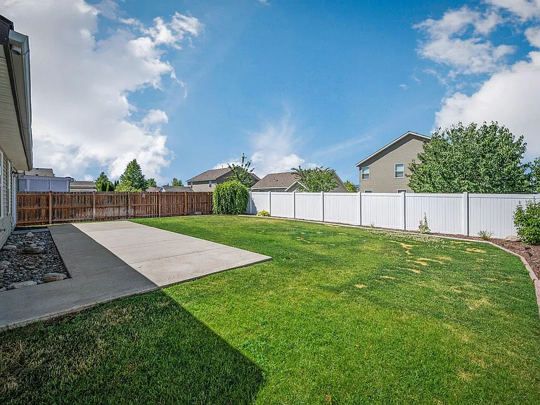 6933 N Fast Hawk Ln — Photo 30