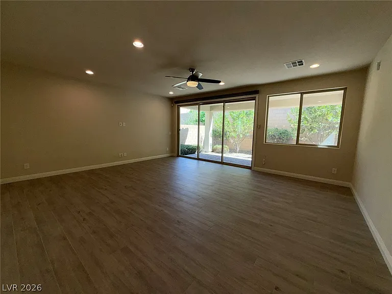 9729 Ponderosa Skye Ct — Photo 6