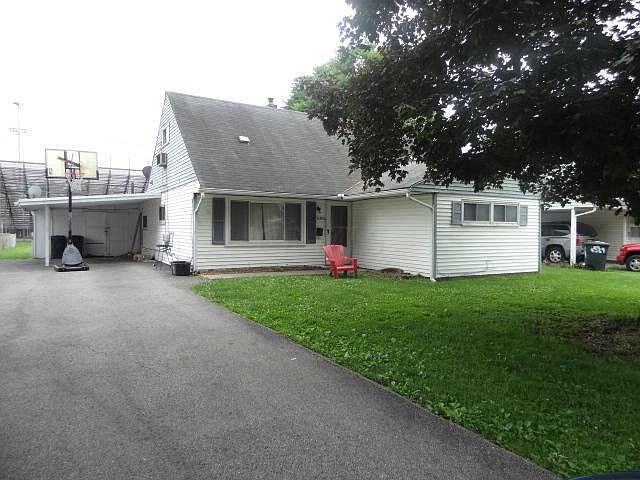 1st image of 4075 E Virginia Cres