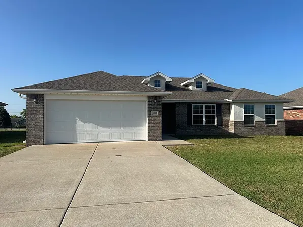 4040 E 23rd St, Joplin, MO 64804