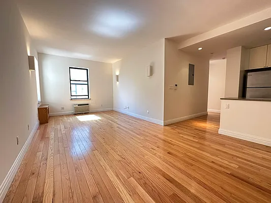 Rented by REAL New York | media 1