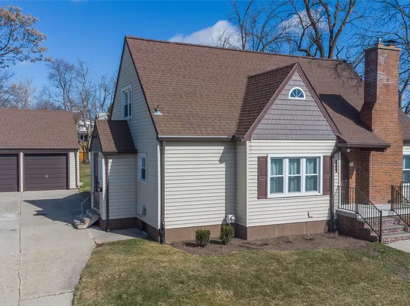 7582 Miller Rd, Swartz Creek, MI 48473