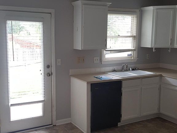 5th image of 1341 Red Stone Dr