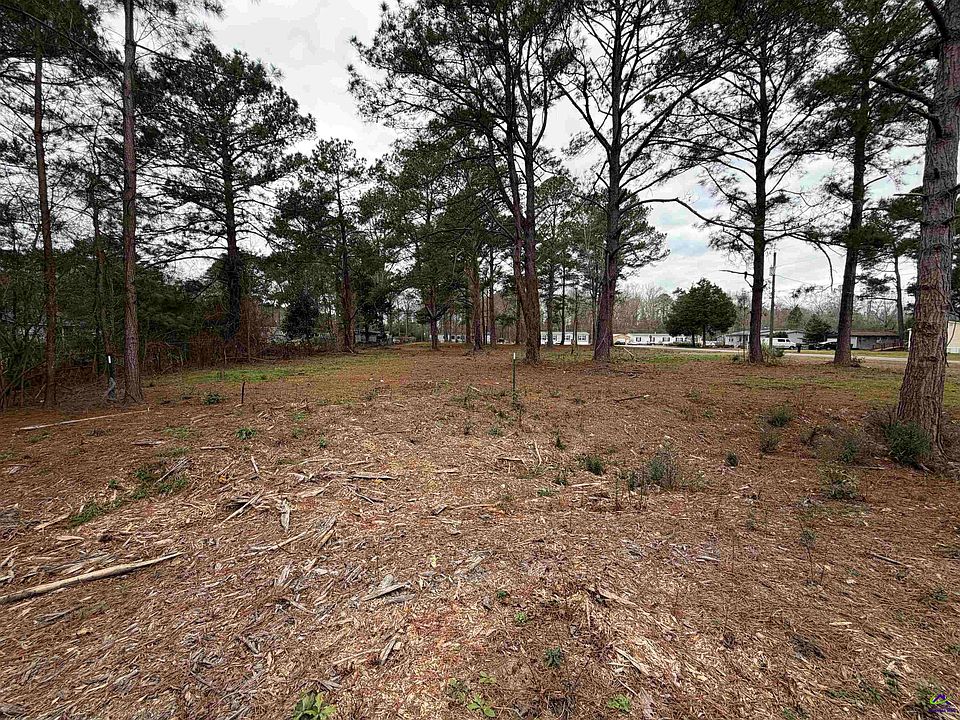 1st image of 111 Persimmon Dr