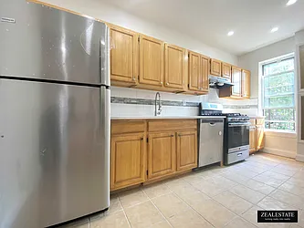 Rented by ZealEstate Group Inc