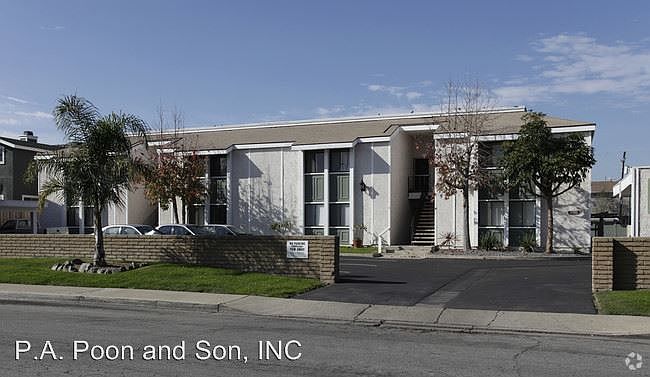 1st image of 2311 Elden Ave APT 11