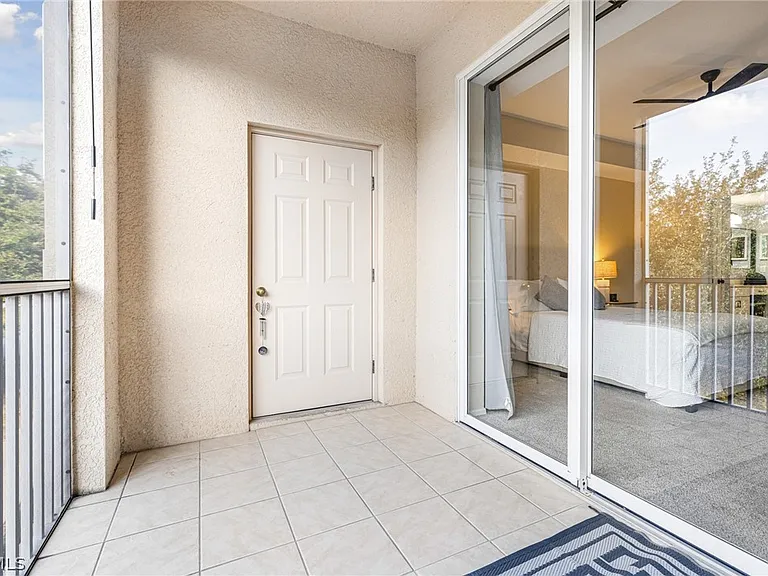 9055 Colby Dr #2213 — Photo 14