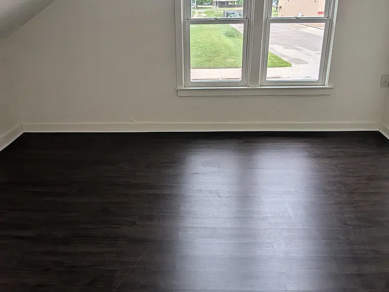 236 W Main St — Photo 14