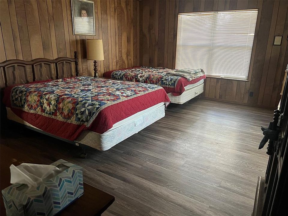 LOT 4 4th St Beeville TX Zillow