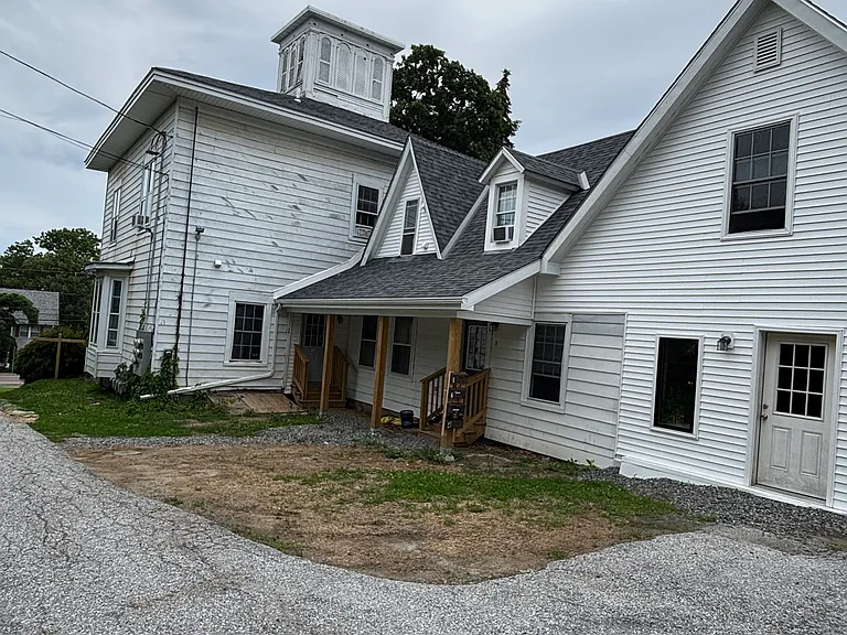 211 N Main St #2 — Photo 9