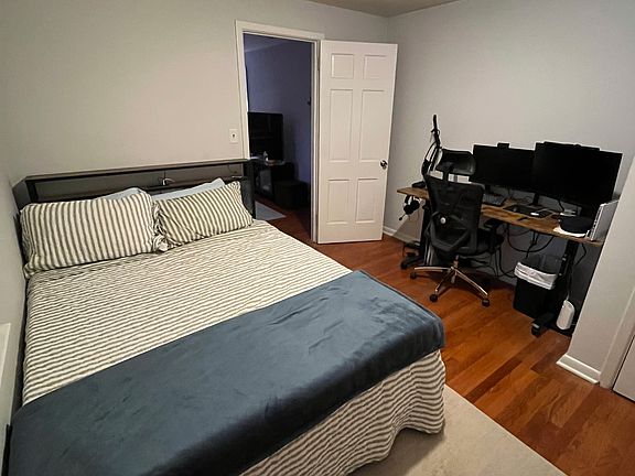 3rd image of 34 Greenwood Ave