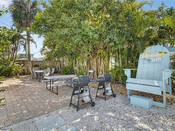 5th image of 235 Mango St #237