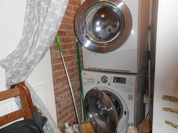 5th image of 64 Fort Greene Pl APT 1